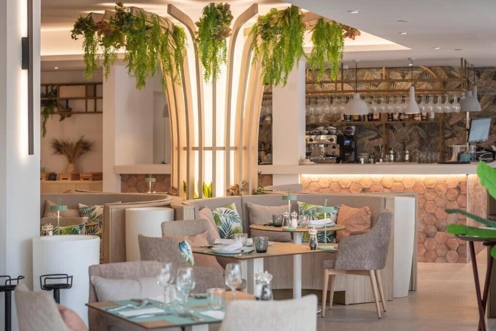 Вид Valentin Grand Park 4*