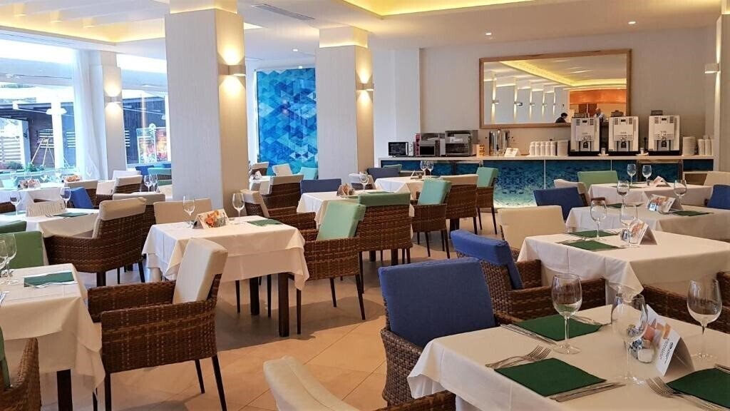 Вид Puerto Azul Suite 4*