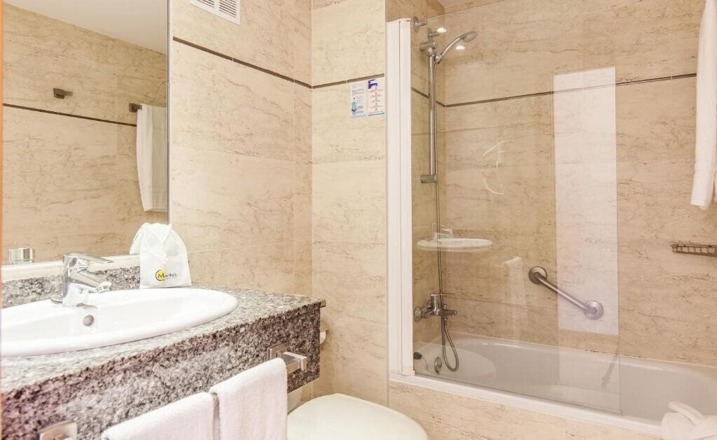 Фотография Club Martha's Aparthotel 3*