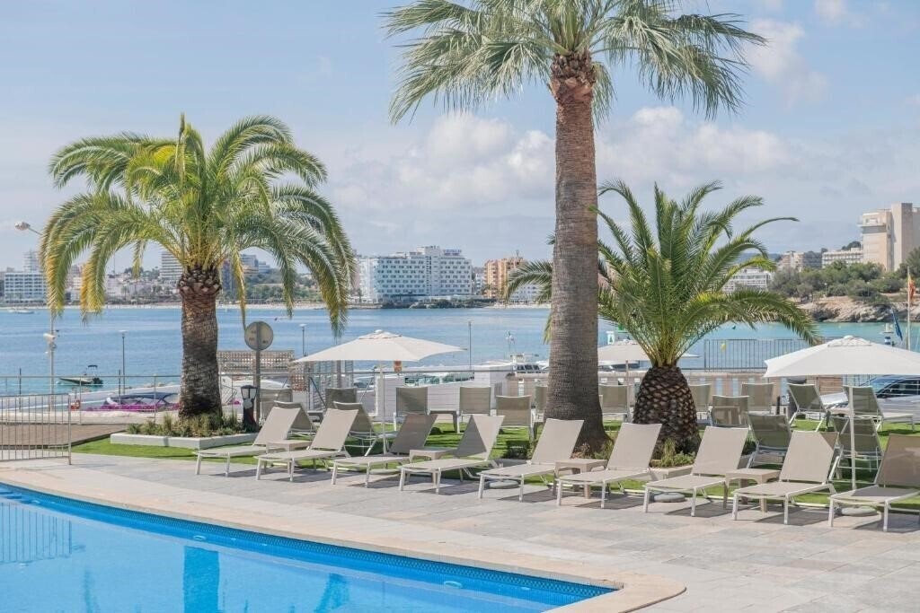 Вид Roc Portonova апартаменты