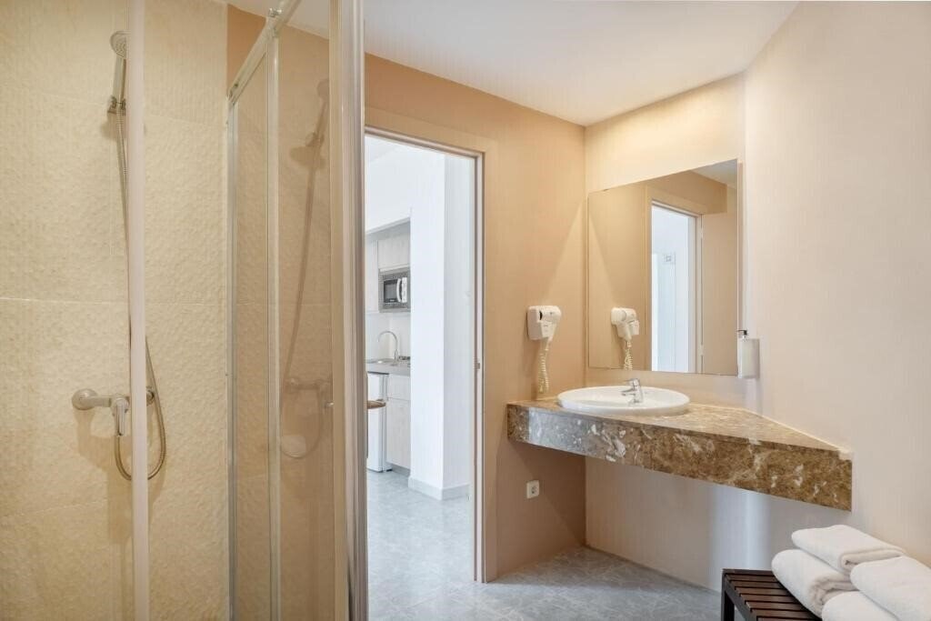 Вид Sol Lunamar Apartamentos 3*