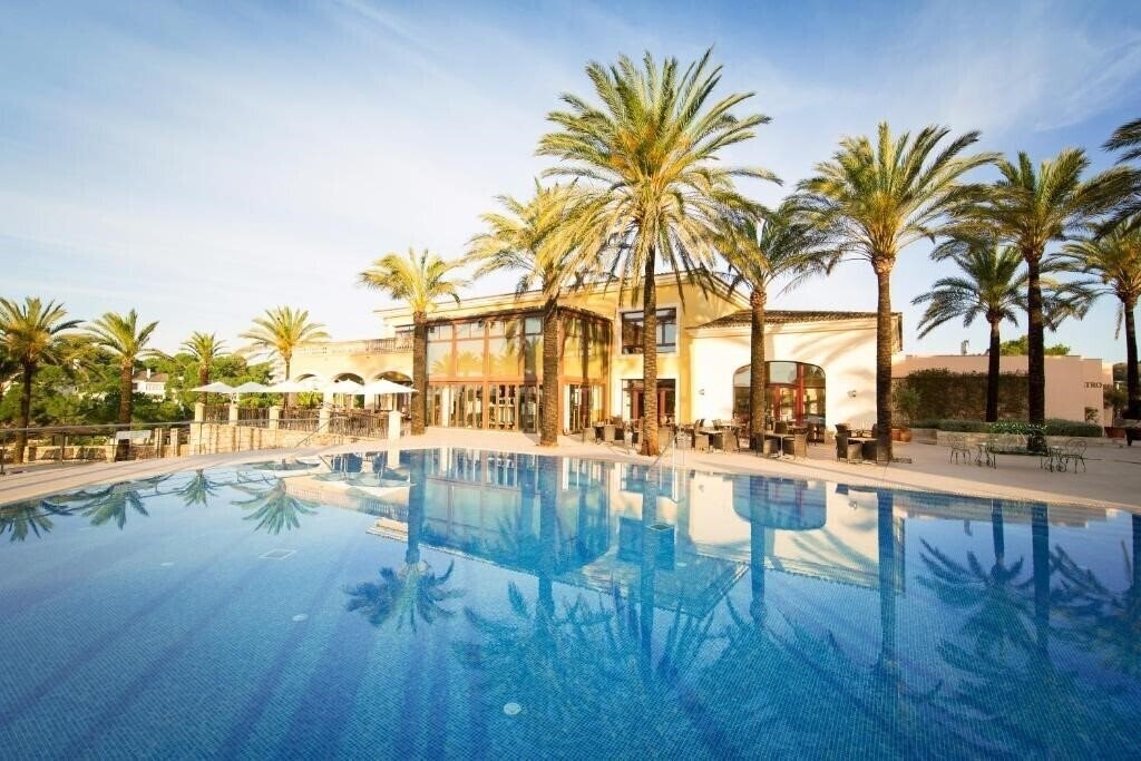 Панорама Robinson Club Cala Serena 4*