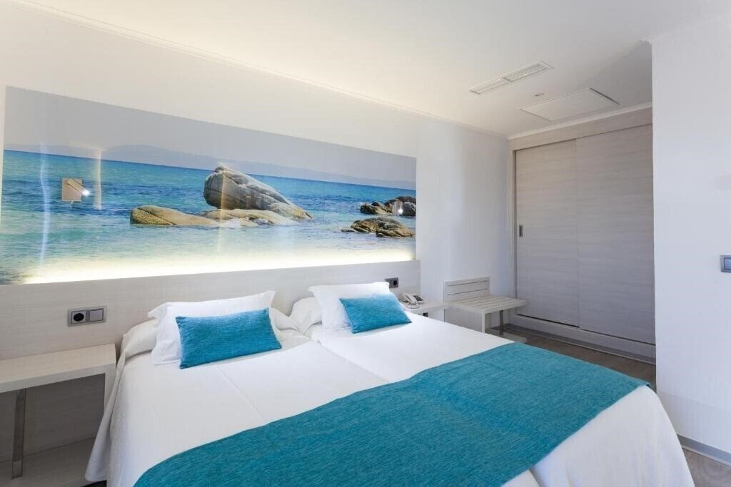 Панорама Hotel Obelisco 4*