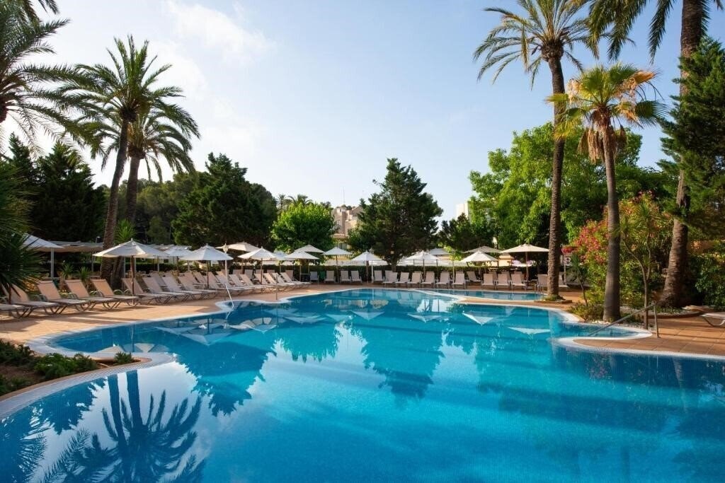 Вид Valentin Reina Paguera 4*