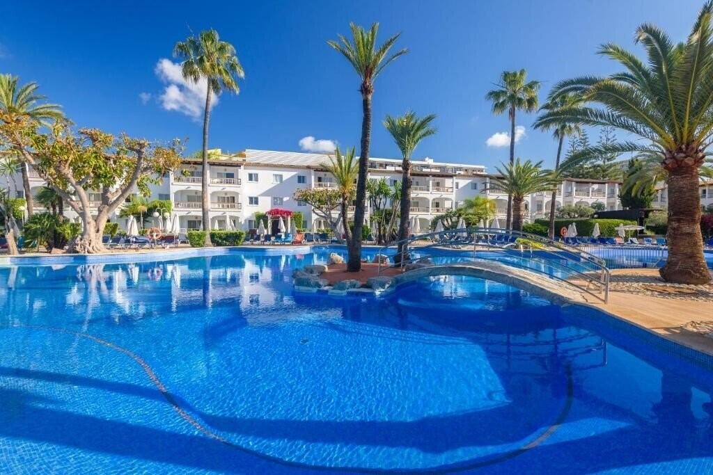 Отель Alcudia Garden Apart 3*