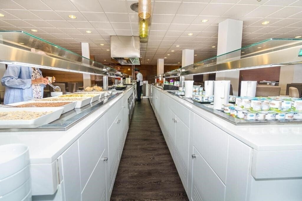 Вид Eix Lagotel Holiday Resort 4*