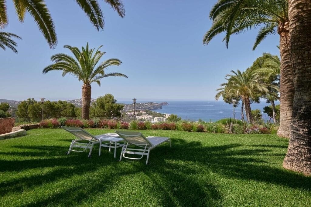 Територія Luabay Galatzo Hotel 4*