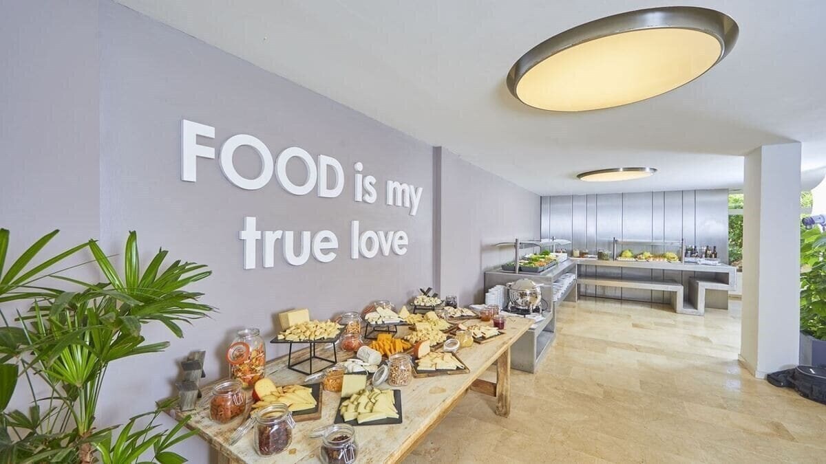 Территория Prinsotel La Pineda 4*