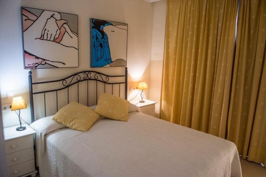 Панорама Hamilton Court 2 Keys апартаменты