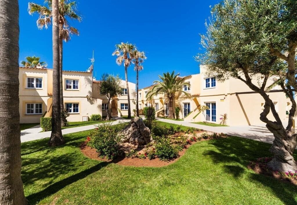 Територія Globales Binimar Apts апартаменты