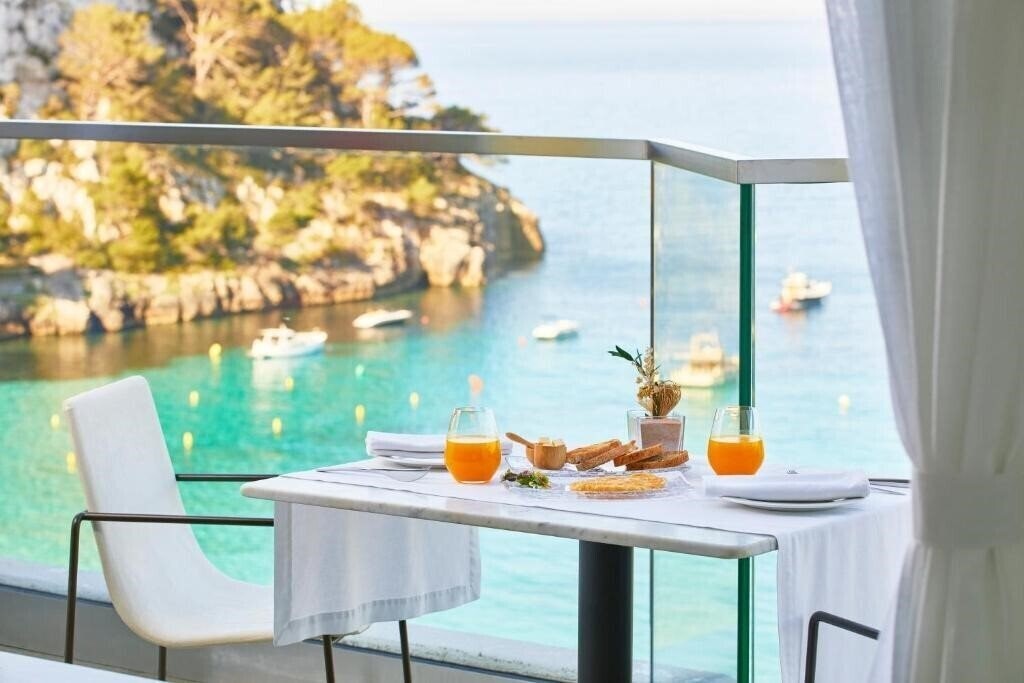 Картинка Melia Cala Galdana 5*