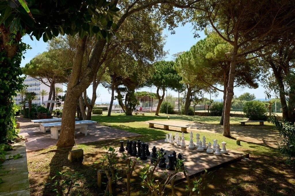 Апартаменти Alua Illa De Menorca 4*