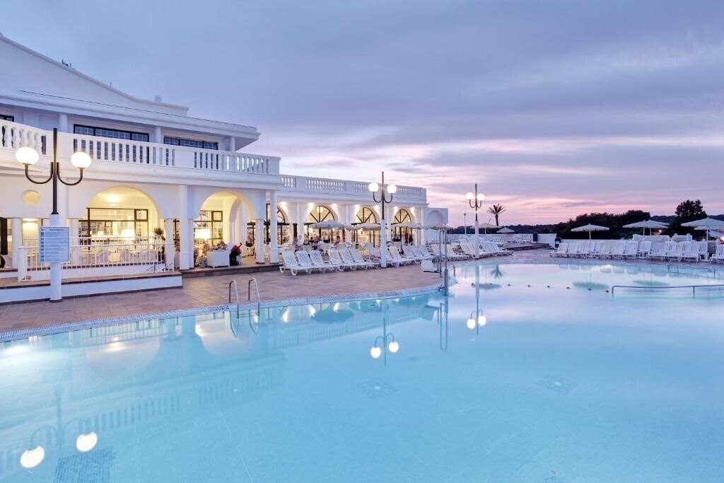 Отель Grupotel Mar De Menorca 3*
