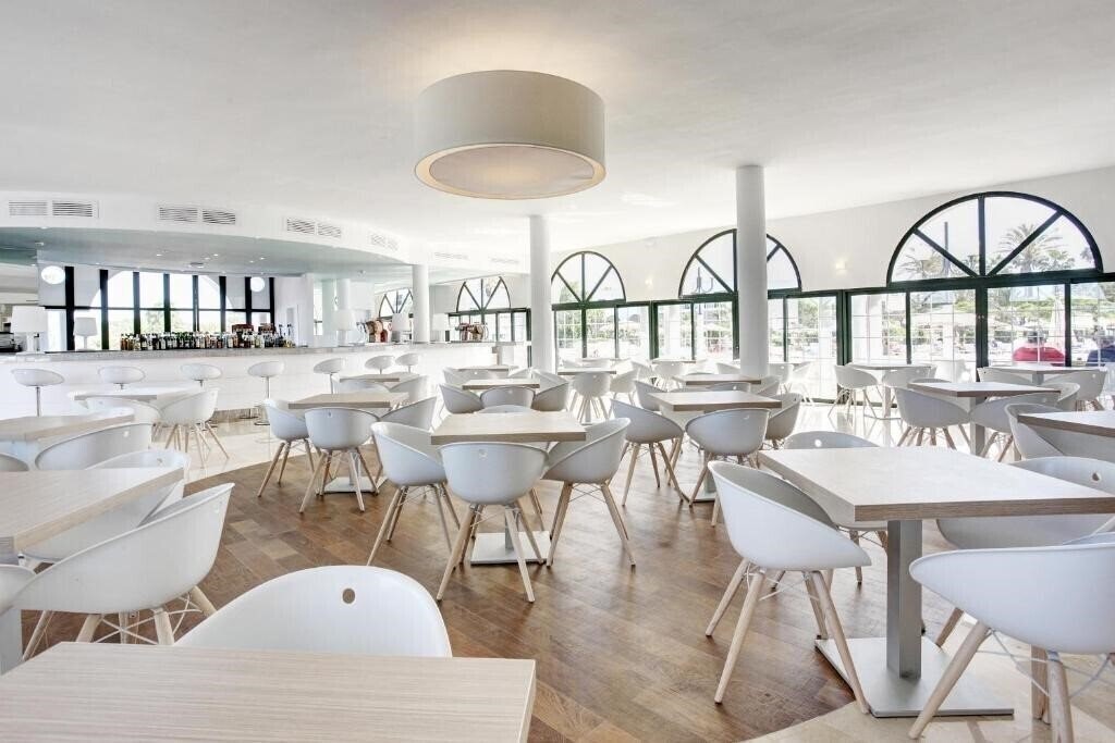 Вид Grupotel Mar De Menorca 3*