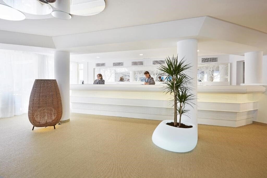 Апартаменты Grupotel Tamariscos 3*