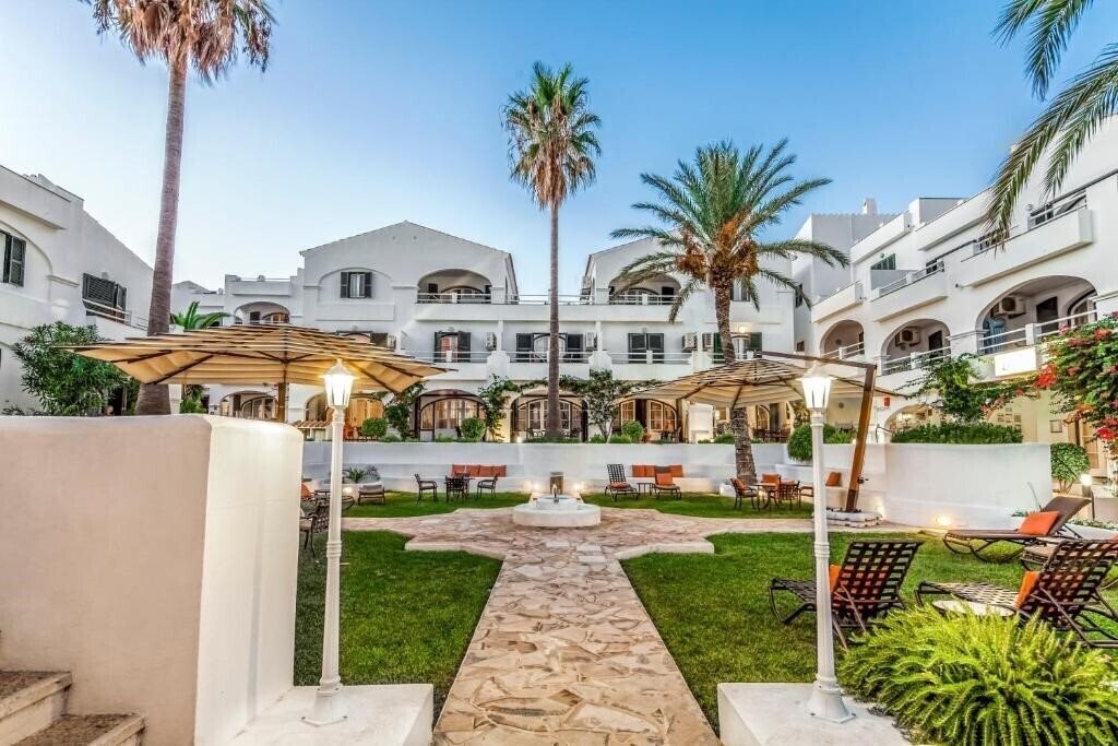 Територія White Sands Beach Club 3*