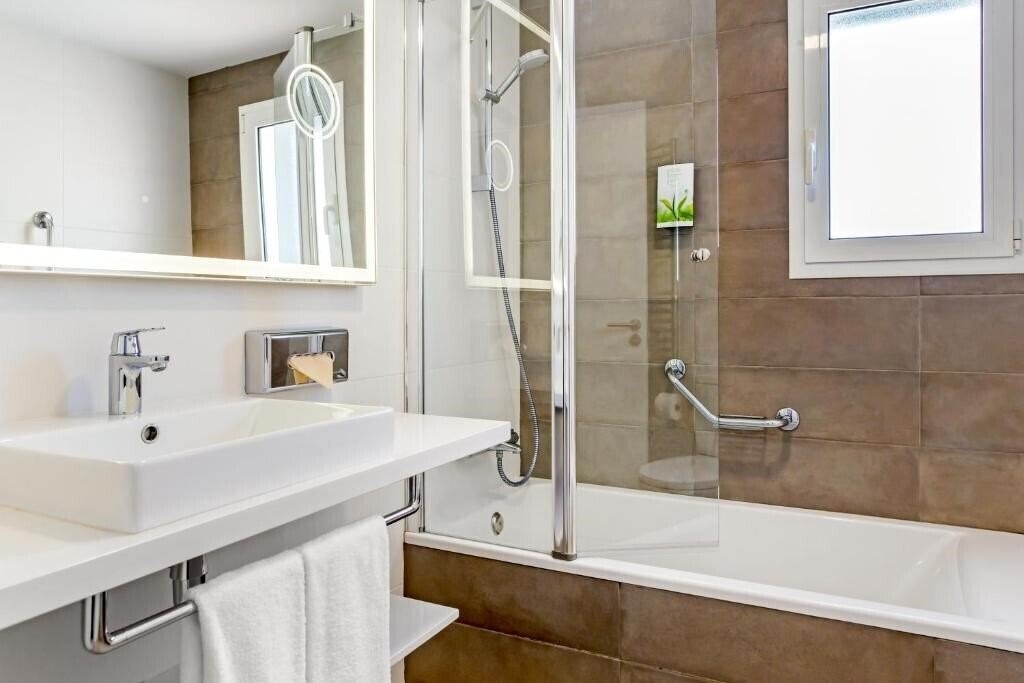 Панорама White Sands Beach Club 3*