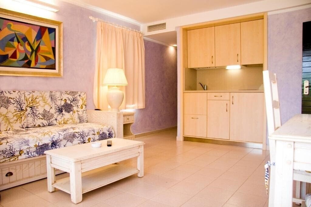 Панорама Royal Son Bou Family Club 4*