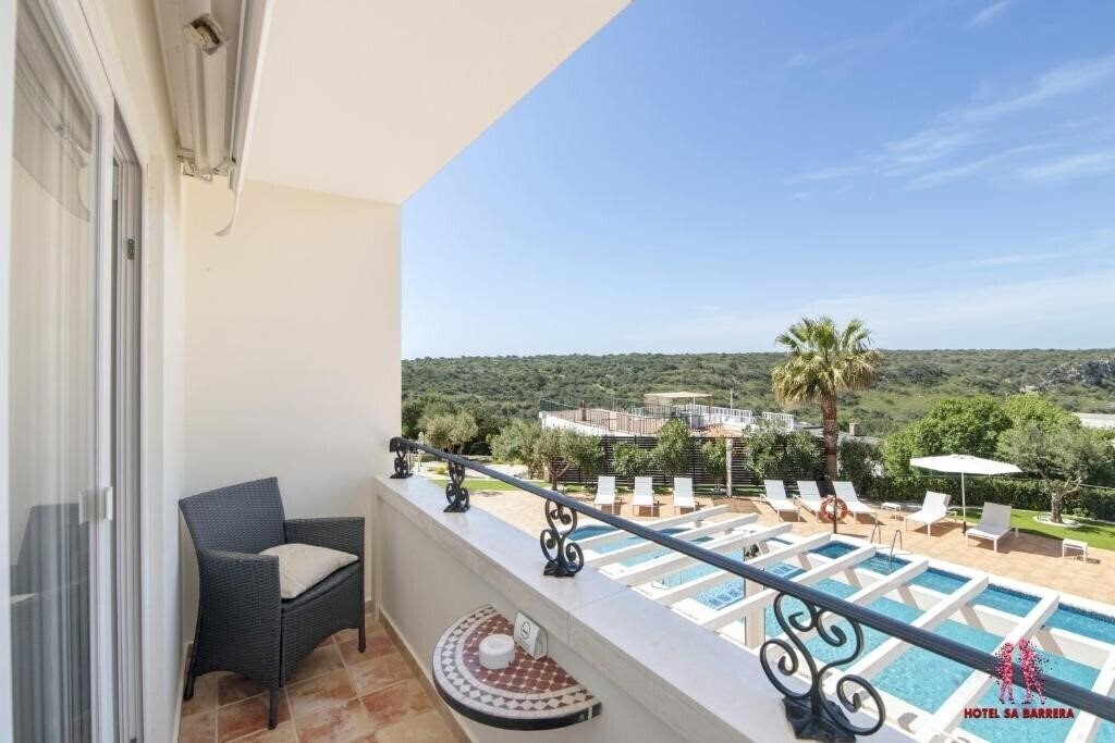 Територія Sa Barrera 3*