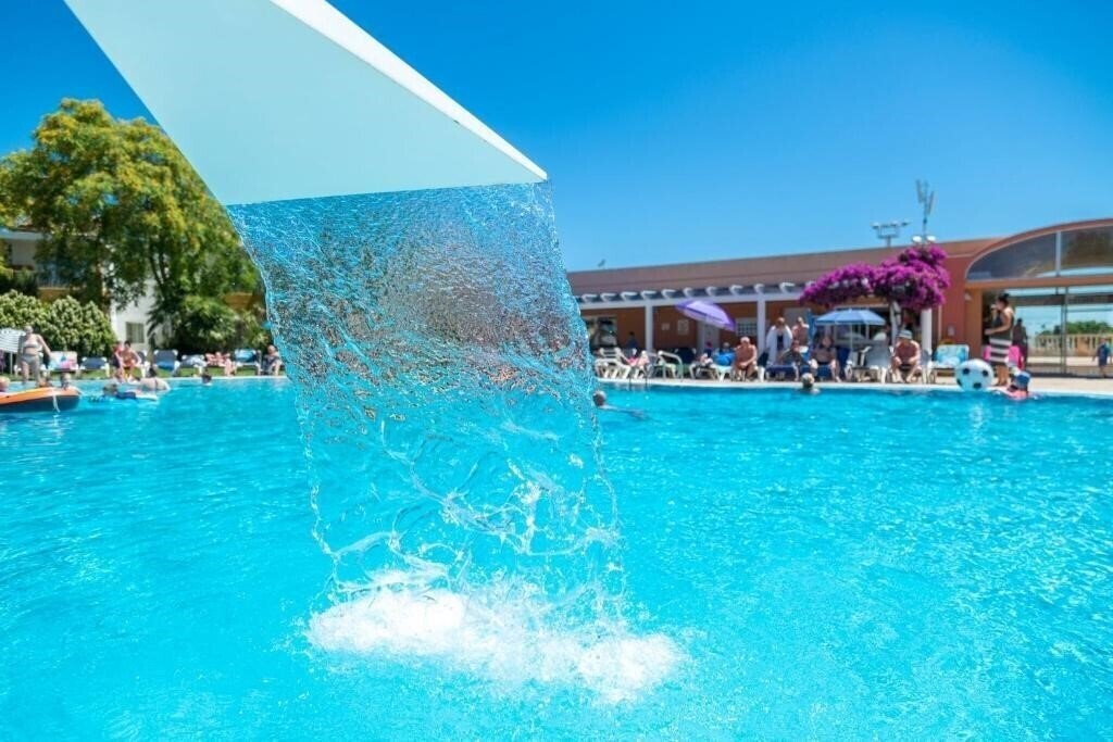 Апартаменти Comitas Isla del Aire 2*