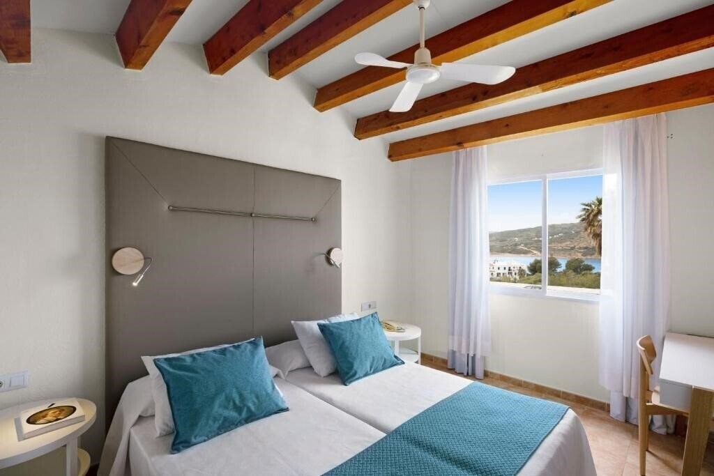 Територія Apartments Trh Tirant Playa 4*