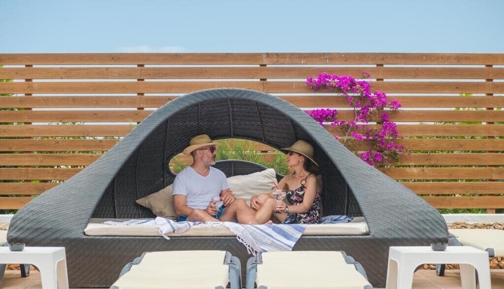 Панорама Nelva Resorts & Hotels 3*