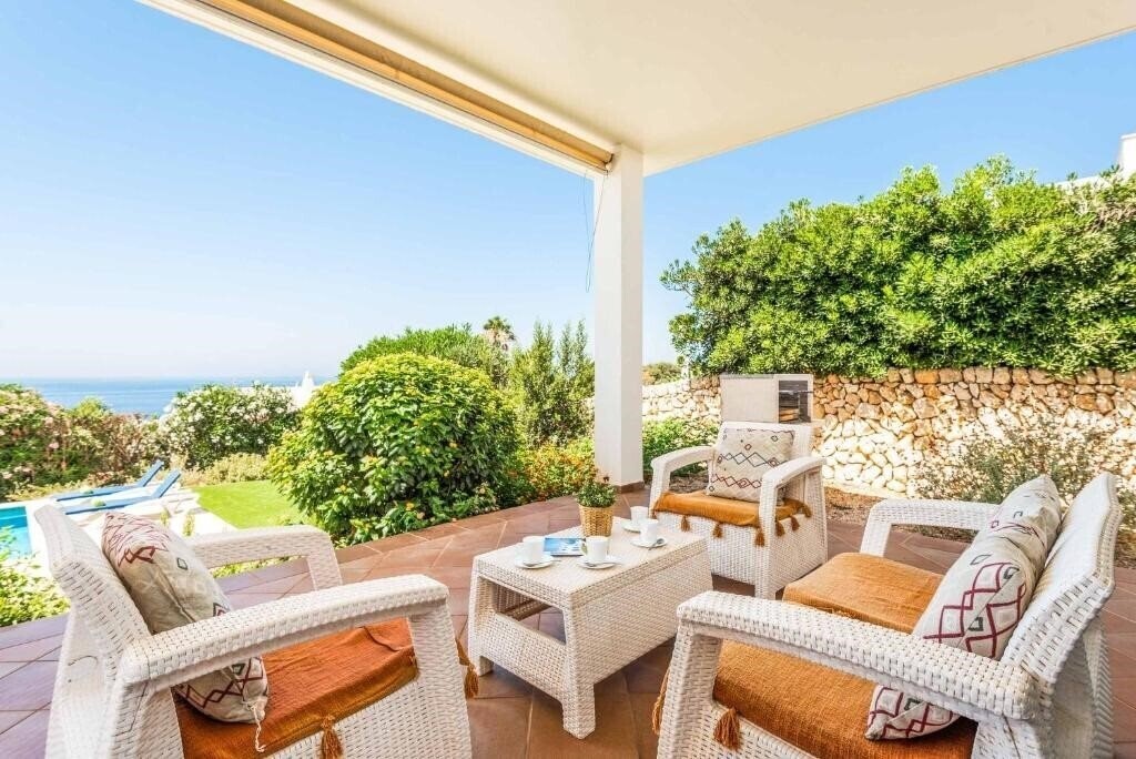 Территория Villa Satalaia 3*