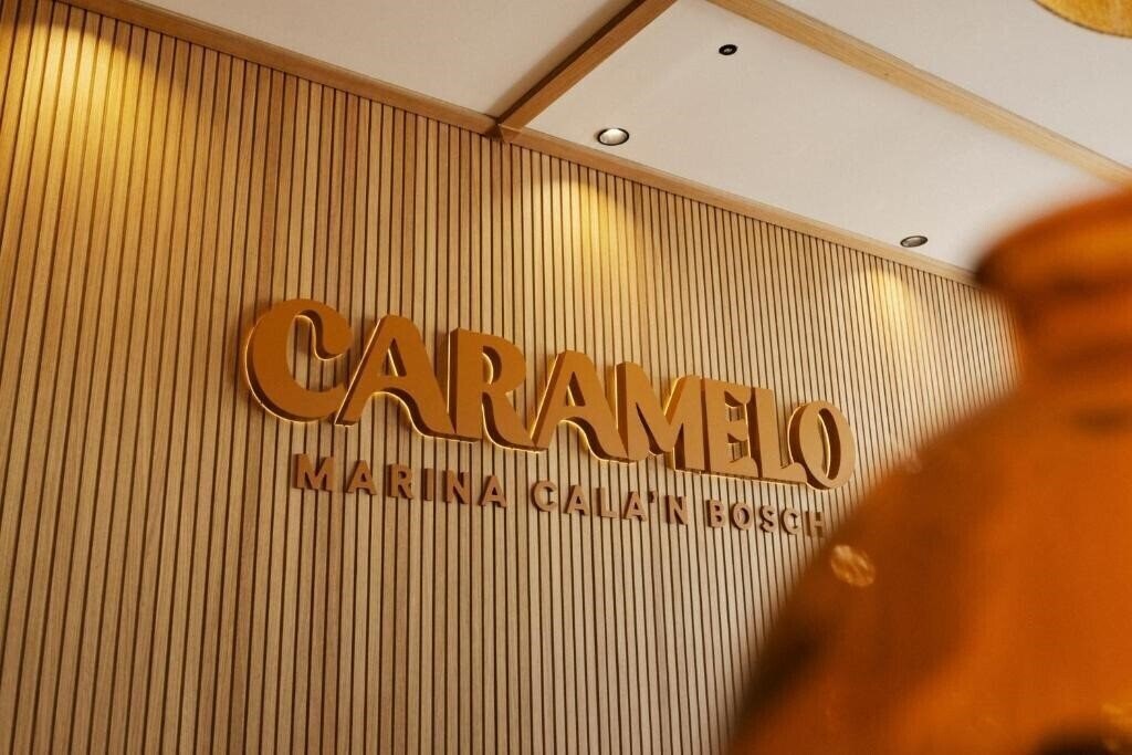Панорама Caramelo Marina Calan Bosch Hotel 4*