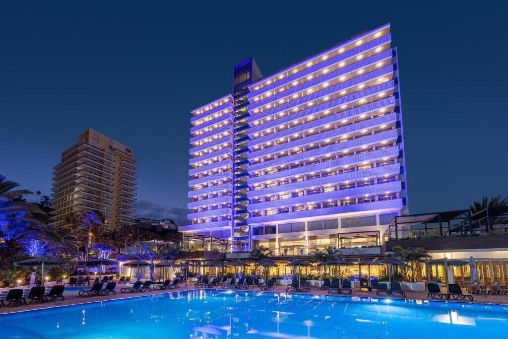 Отель Melia Costa Atlantis 4*