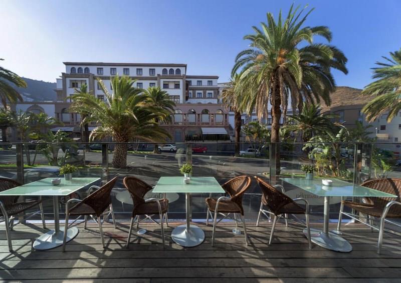 Апартаменти Barcelo Santa Cruz Contemporaneo 3*