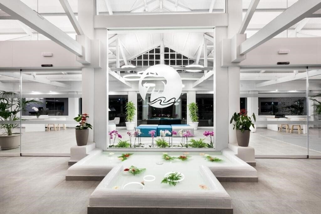 Панорама Apartamentos Tropical Park 4*