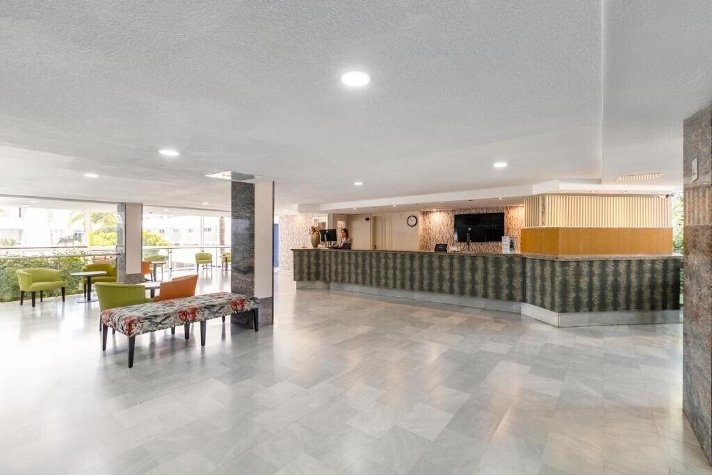 Апартаменты Catalonia Oro Negro 3*