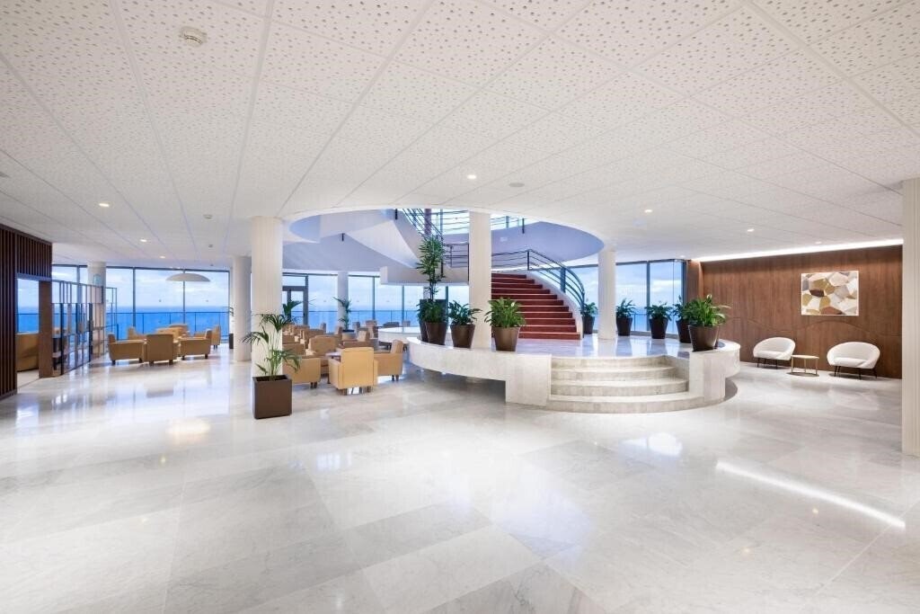 Апартаменты Best Semiramis 5*