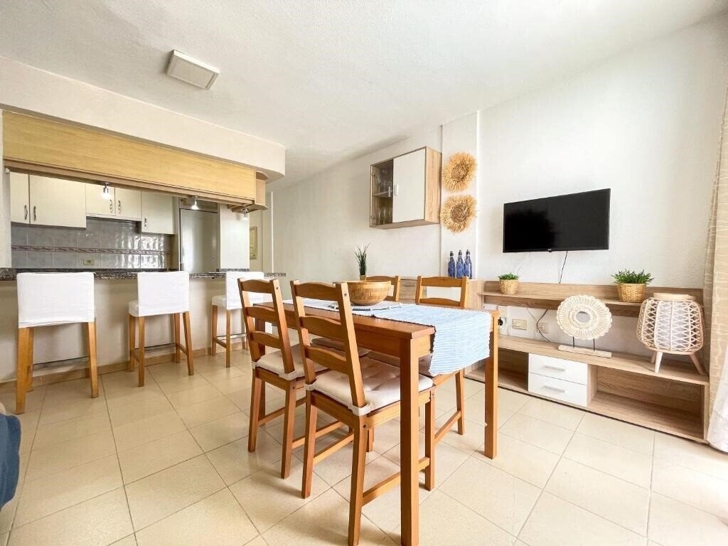 Панорама Alondras Park Apts 2*