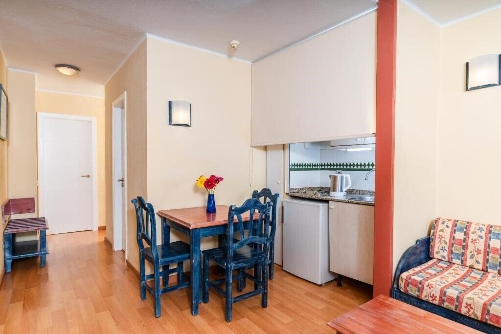 Панорама Hovima Jardin Caleta 3*