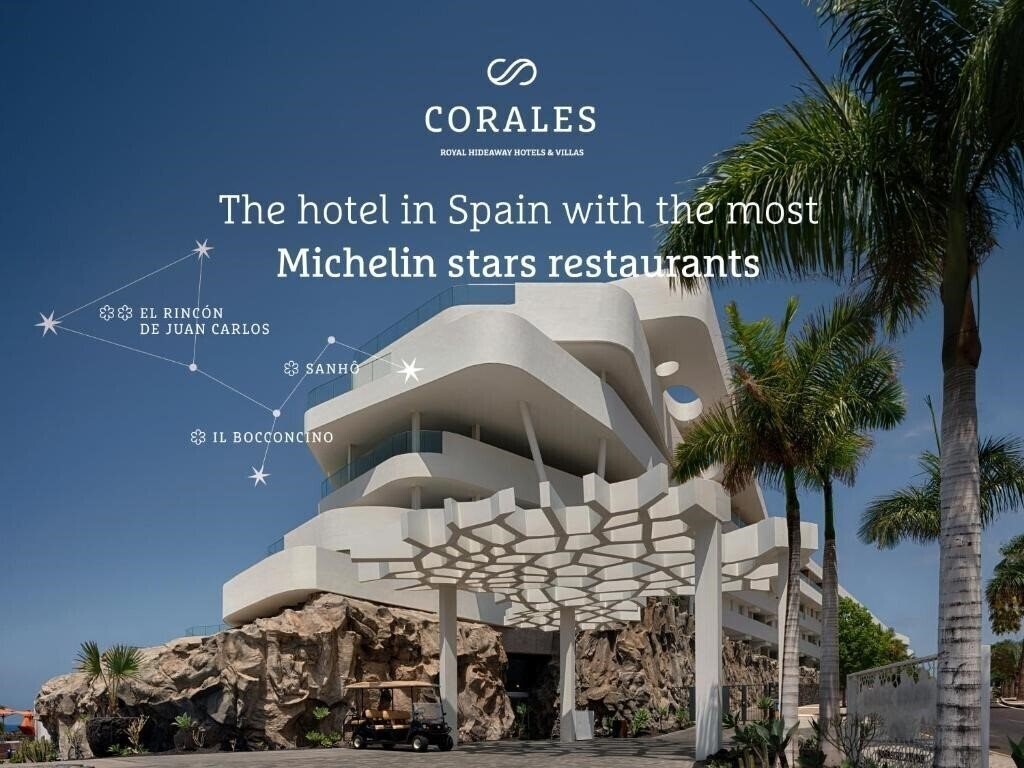 Готель Royal Hideaway Corales Beach 5*