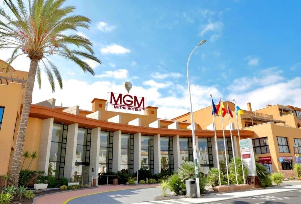 Панорама Grand Muthu Golf Plaza Hotel & SPA 5*