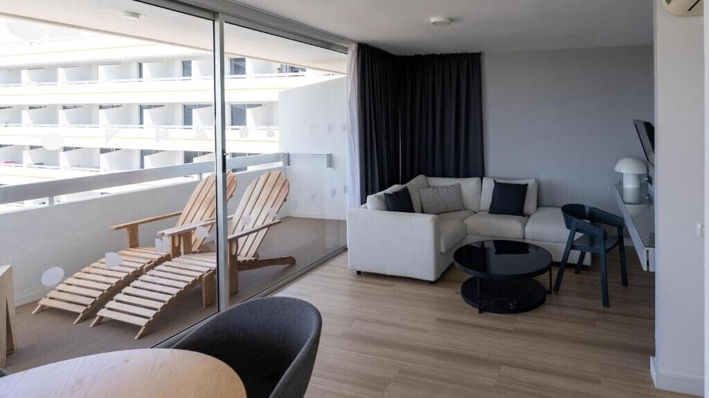 Территория Coral Suites & SPA 4*