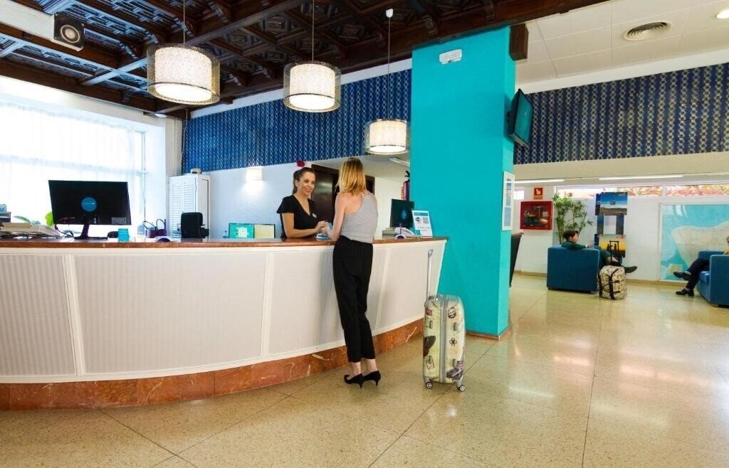 Апартаменты Checkin Concordia Playa 4*