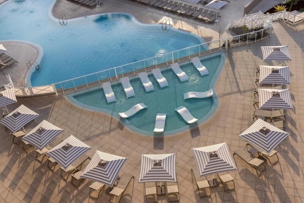 Картинка Alua Atlantico Golf 4*
