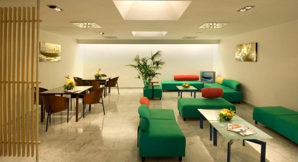 Панорама Nautico 2*