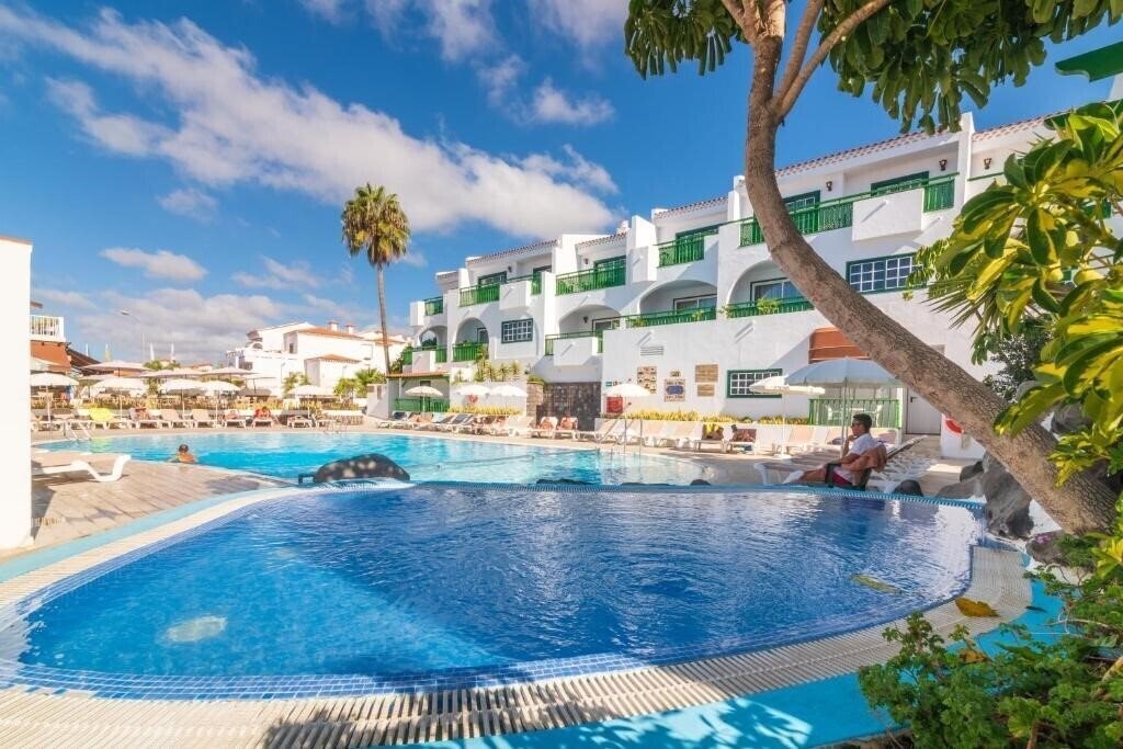 Готель Neptuno (Costa Adeje) 3*