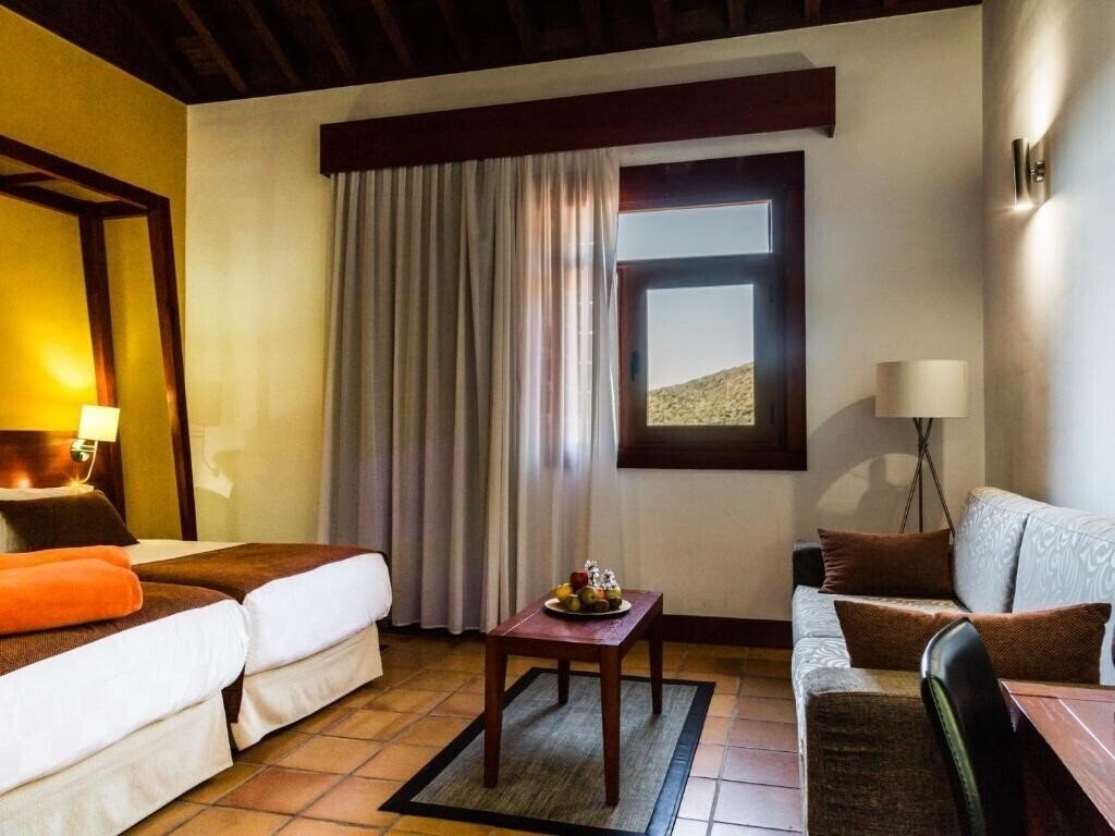 Панорама La Casona Del Patio 4*