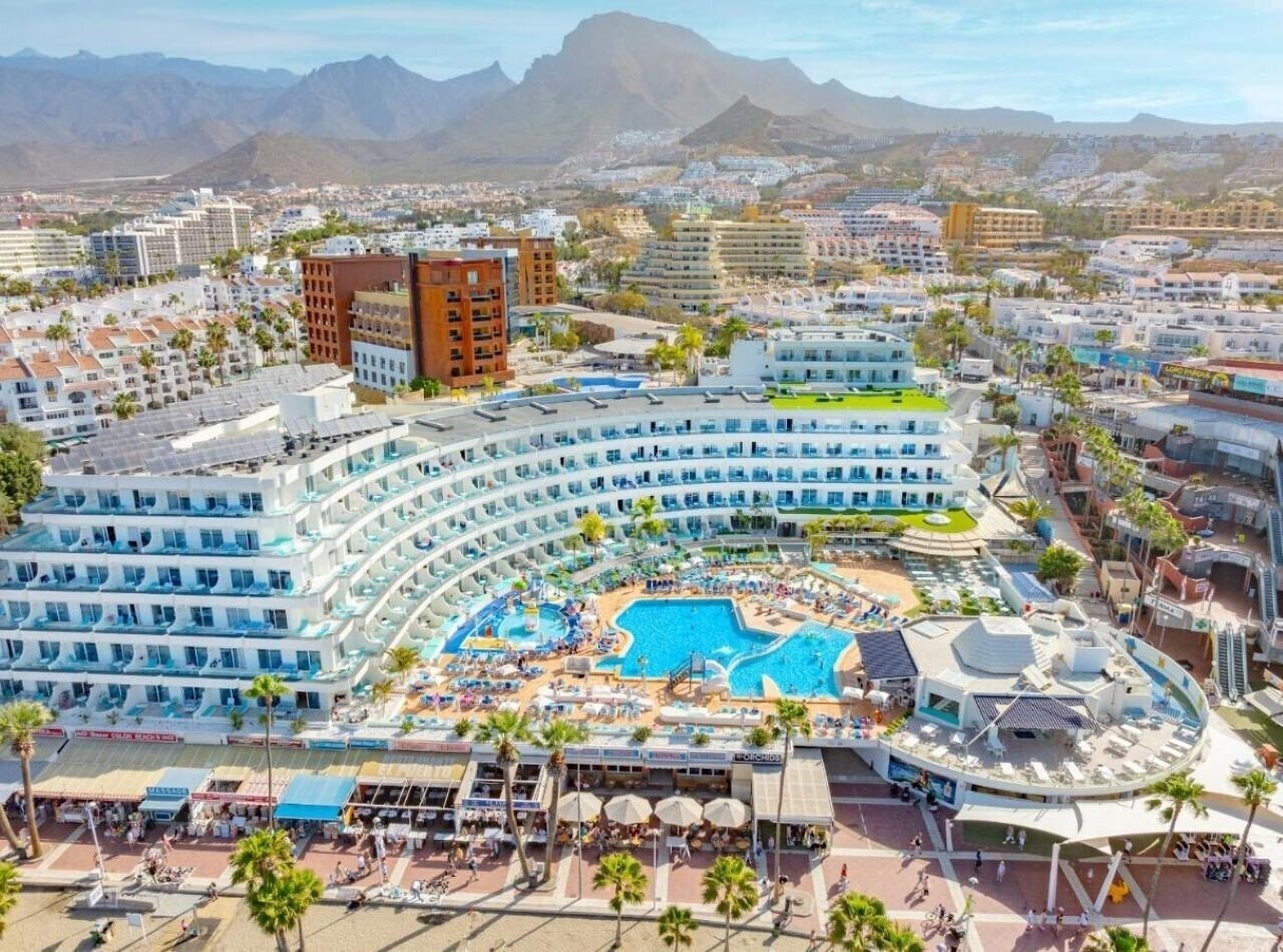 Отель HOVIMA La Pinta Beachfront Family Hotel 4*