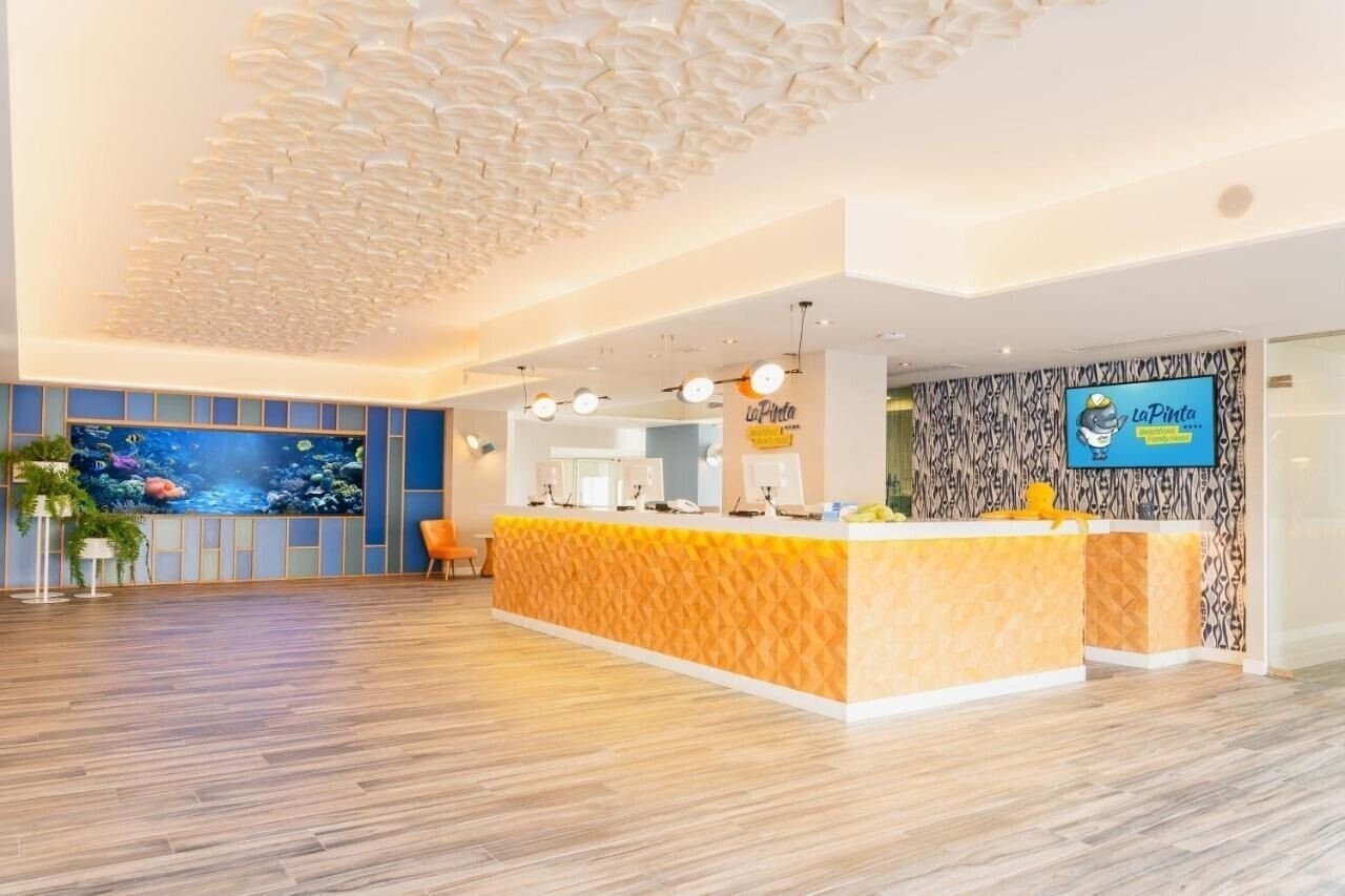 Вид HOVIMA La Pinta Beachfront Family Hotel 4*