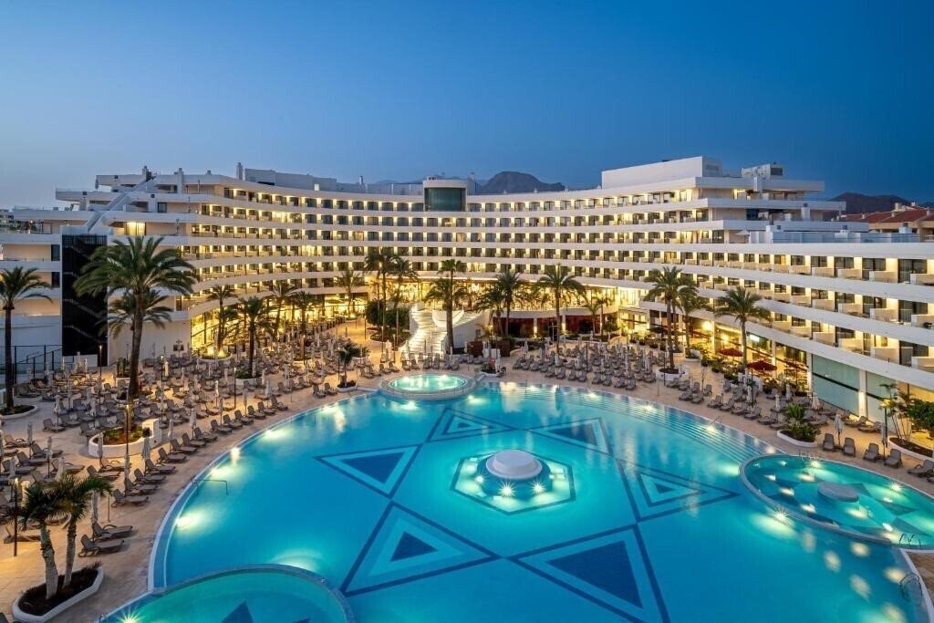 Готель Mediterranean Palace 5*
