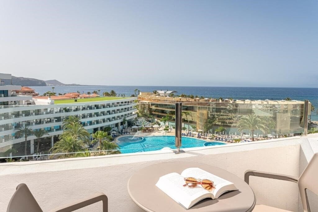 Вид Mediterranean Palace 5*