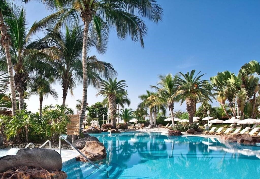 Территория Adrian Hoteles Jardines de Nivaria 5*