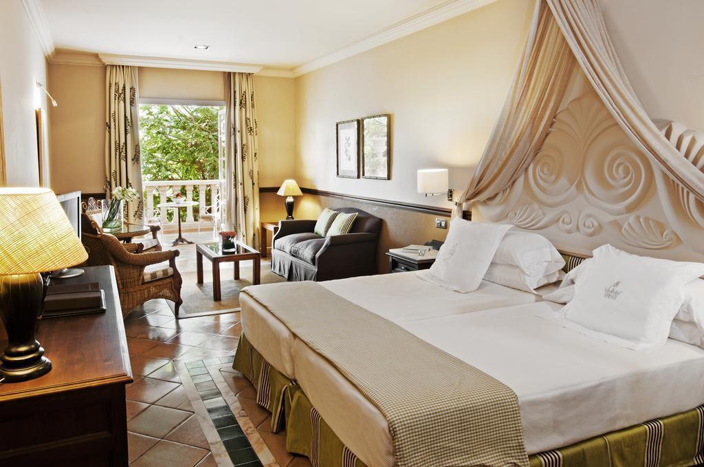 Фото Bahia del Duque 5*