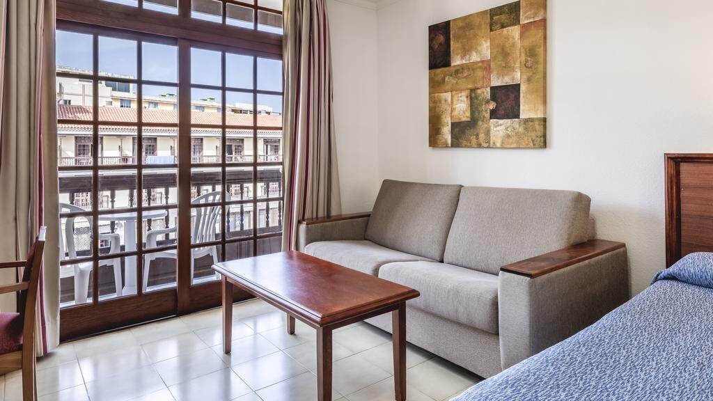 Изображение Apartamentos Be Smart Florida (ex. Luabay Florida) 3*